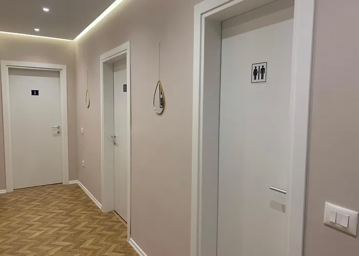 Magnifique * Tirana