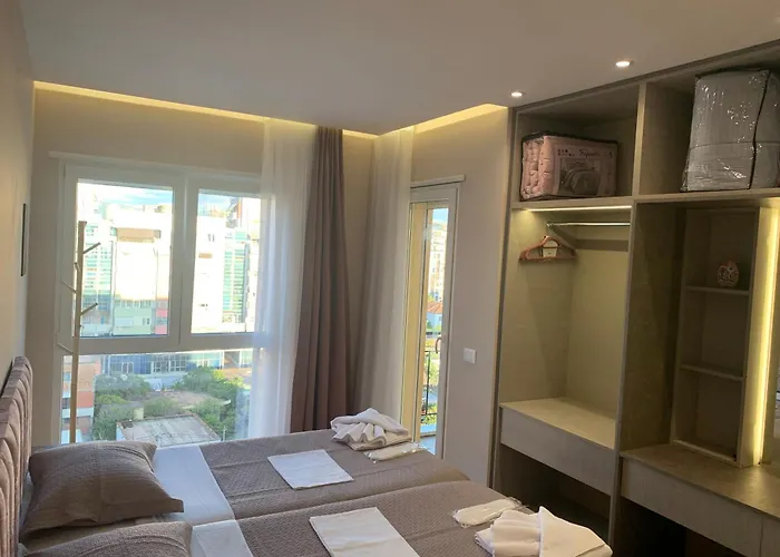 Lägenhet Magnifique Tirana